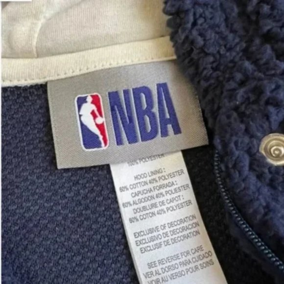 NBA Oklahoma City Thunder Baby Boys' Sherpa Sleeper Blue 18 Months - Picture 4 of 6